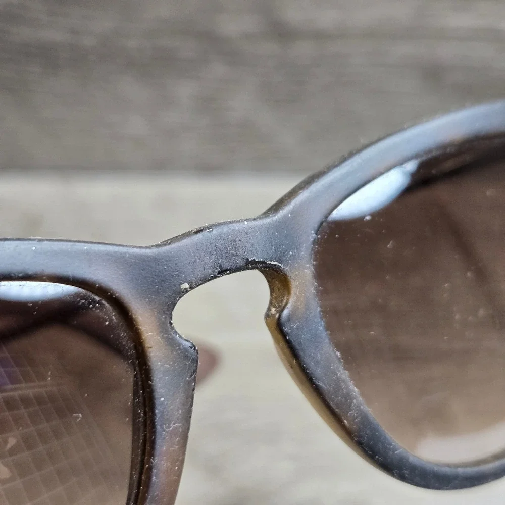 Ray-Ban RB4221 Sunglasses Unisex 50mm Tortoise Brown Gradient Square Matte Italy